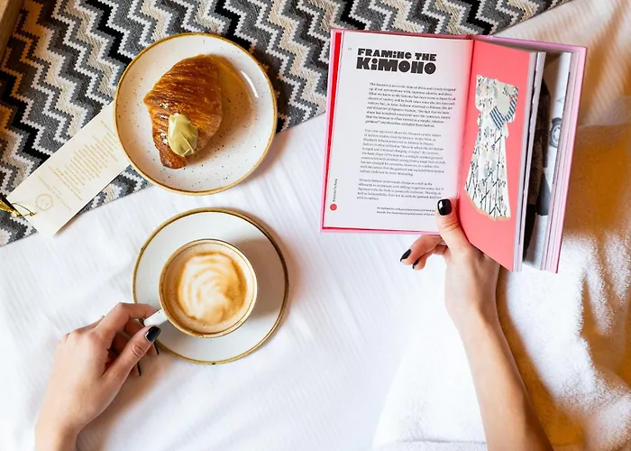 뉴 디자인 세인트 피터 게스트하우스 4*